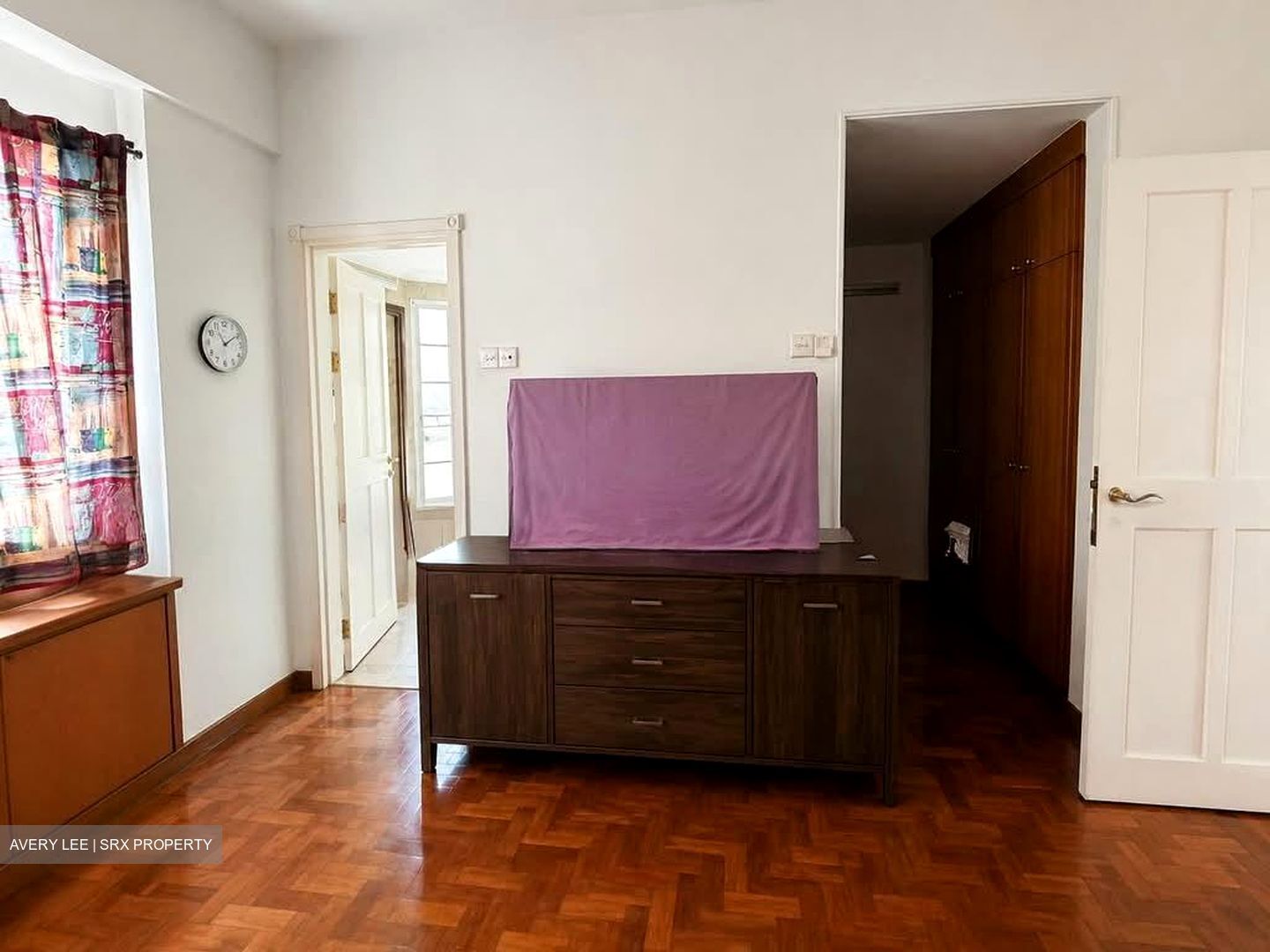 Springside Avenue (D26), Terrace #555606741